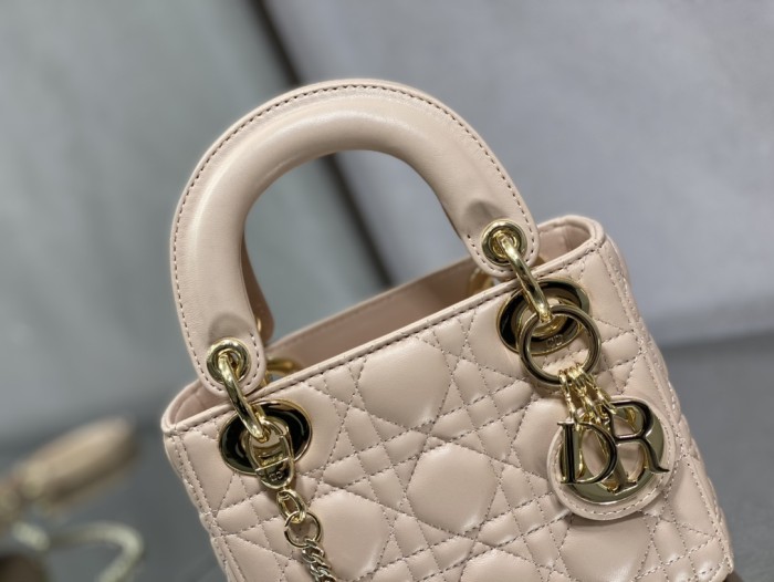 Handbag Dior size 17 cm