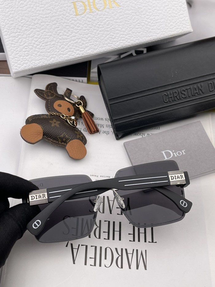 sunglasses Dior D7771