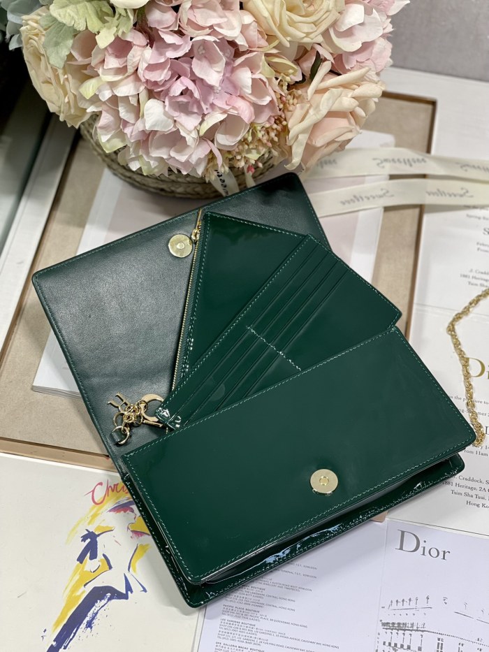 Handbag Dior 77035 size 21.5 x 11.5 x 3 cm