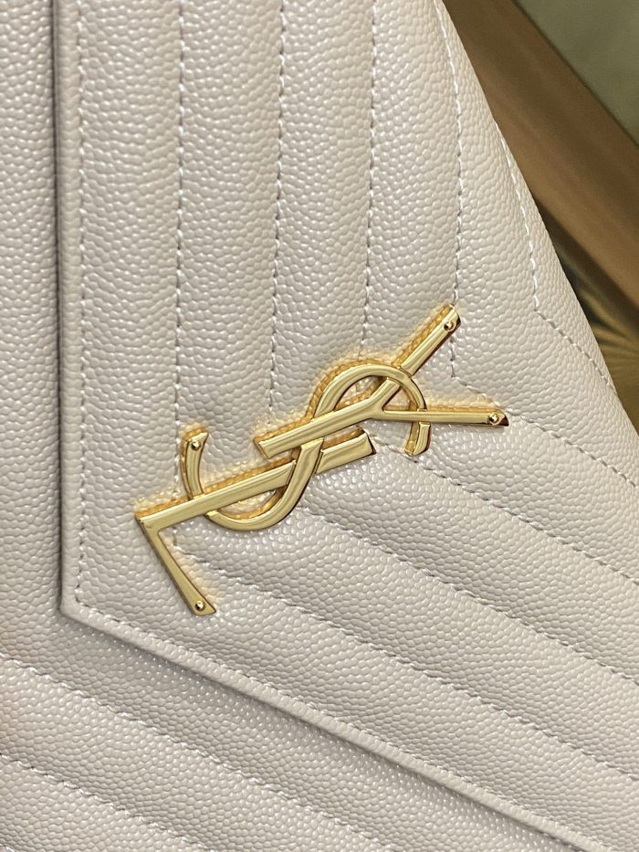 Handbags SAINT LAURENT 377828 size 22.5x14x4 cm