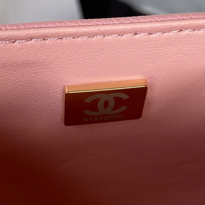 Handbag Chanel AS3350 size 18x12.5x6 cm