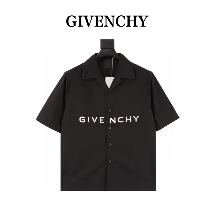 Clothes Givenchy 55