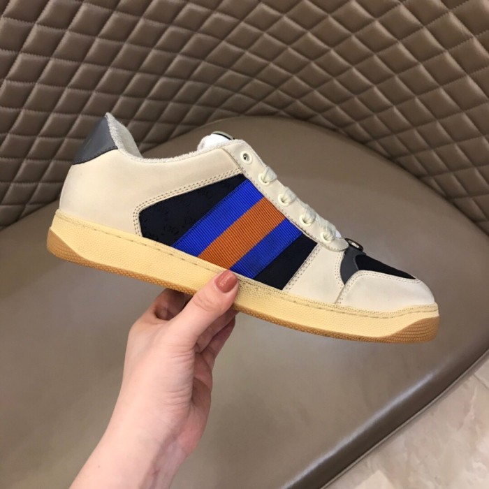 Gucci Screener GG Canvas 16