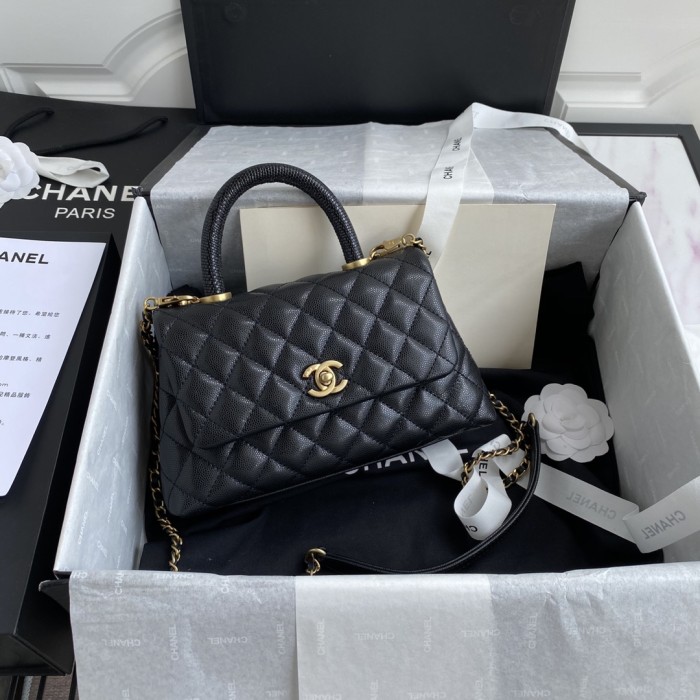 Handbag Chanel size 23 cm