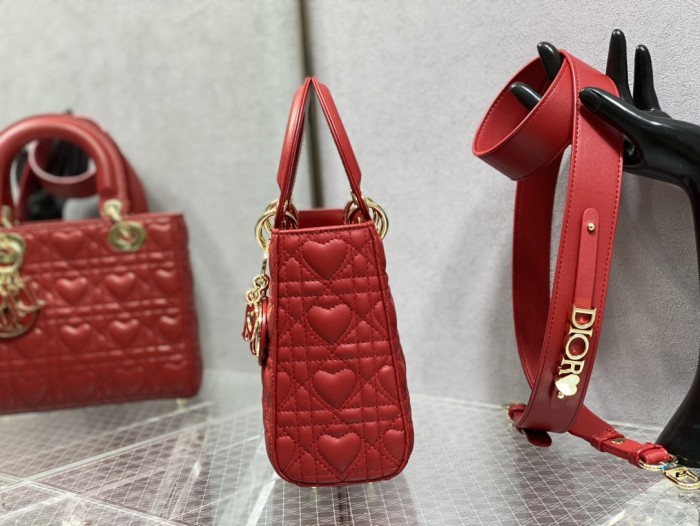 Handbag Dior size 20 cm