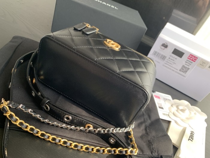 Handbag Chanel size AP2550 size 10cmx17cmx8 cm