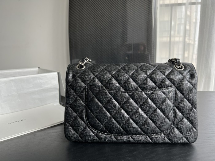 Handbag Chanel size 28 cm
