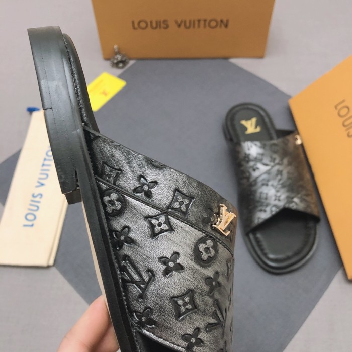 Louis Vuitton Slipper 22