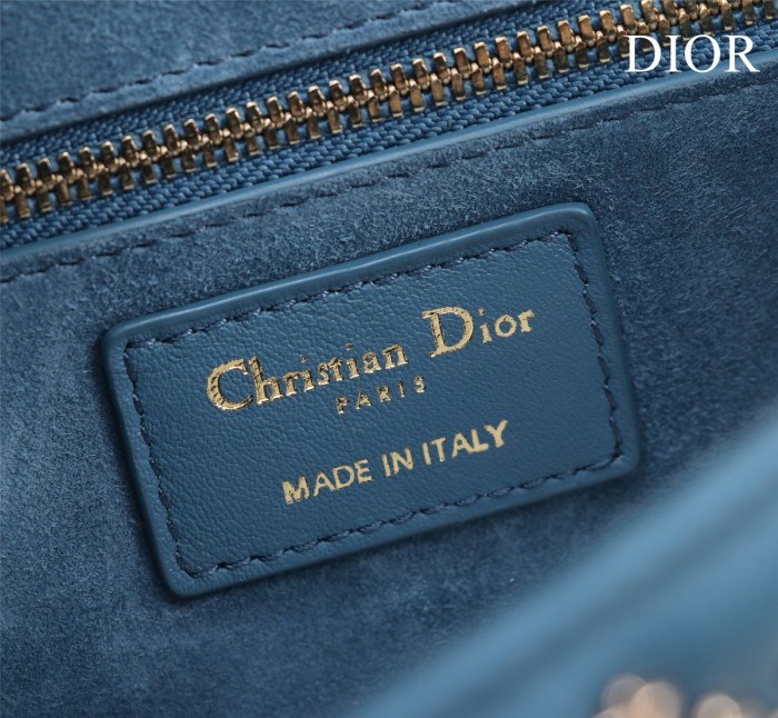 Handbag Dior size 21*3*13 cm