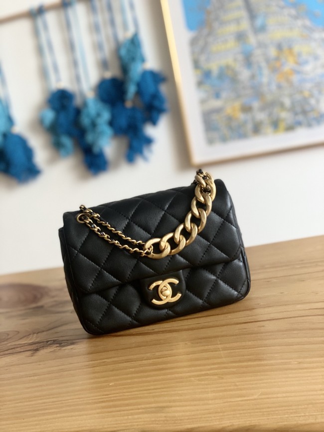 Handbag Chanel As3109 size 19*14*6 cm