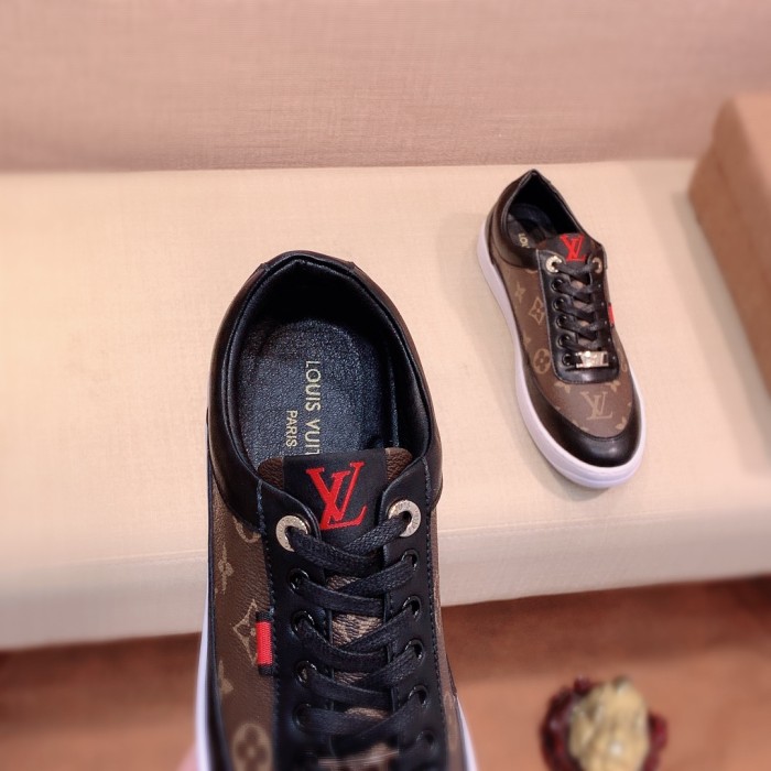 Louis Vuitton Low Top sneaker 86