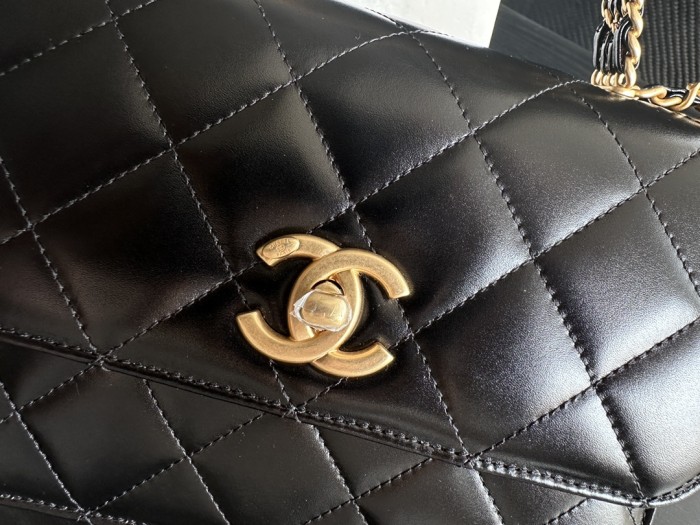 Handbag Chanel AS3886 size 22cmx16cmx7 cm