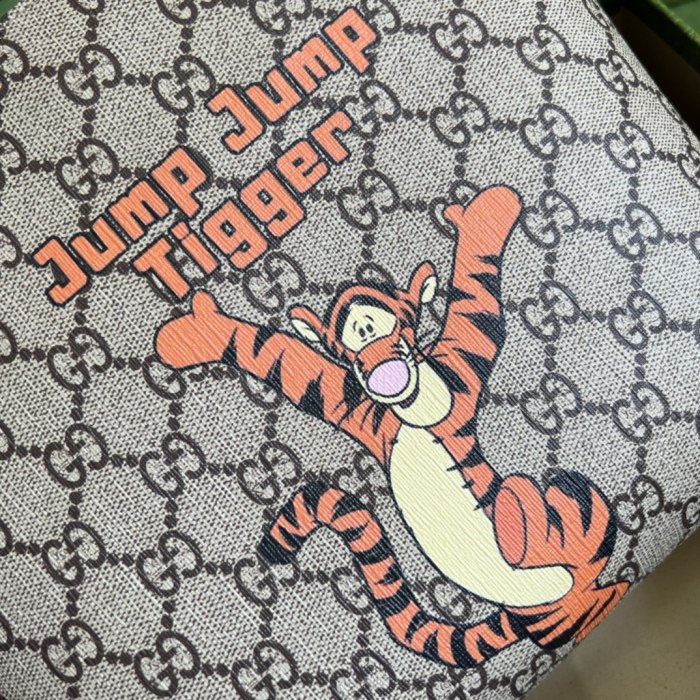 Handbag Gucci 410812 size 21*20*10 cm