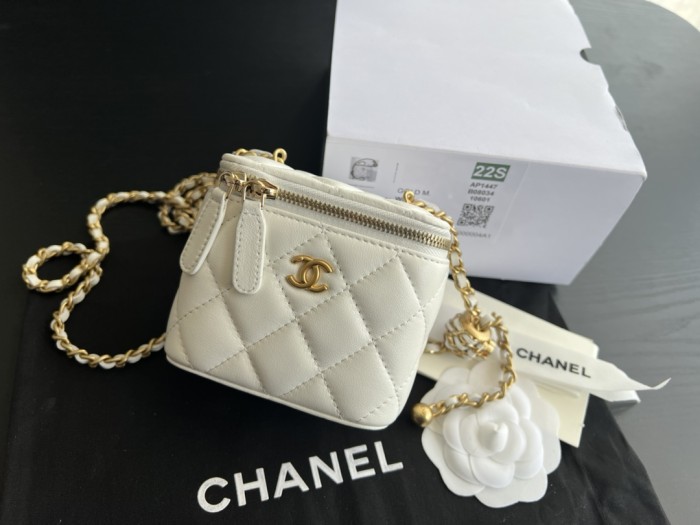 Handbag Chanel AP1447 size 8.5cmx11cmx7 cm