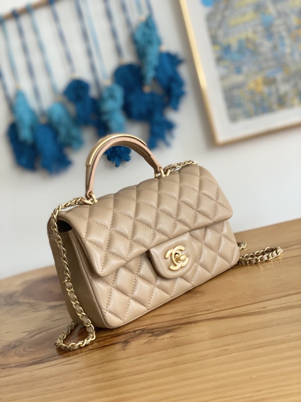 Handbag Chanel AS2431 size 20X14X7 CM