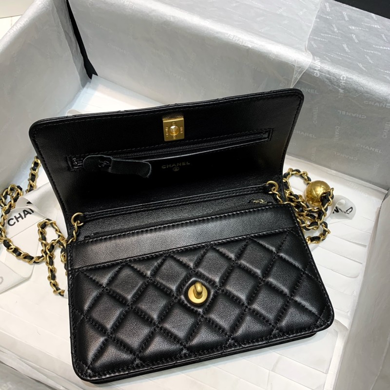 Handbag Chanel 81133 size 19 cm