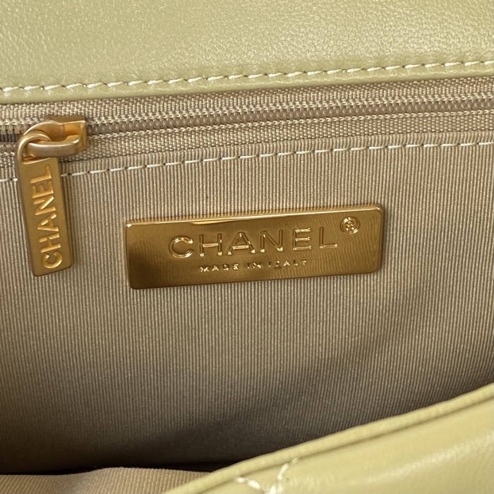 Handbag Chanel size 30 cm