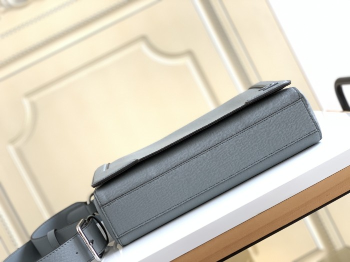 Handbag Louis Vuitton M30808 size 28.3 x 18.3 x 4.3 cm