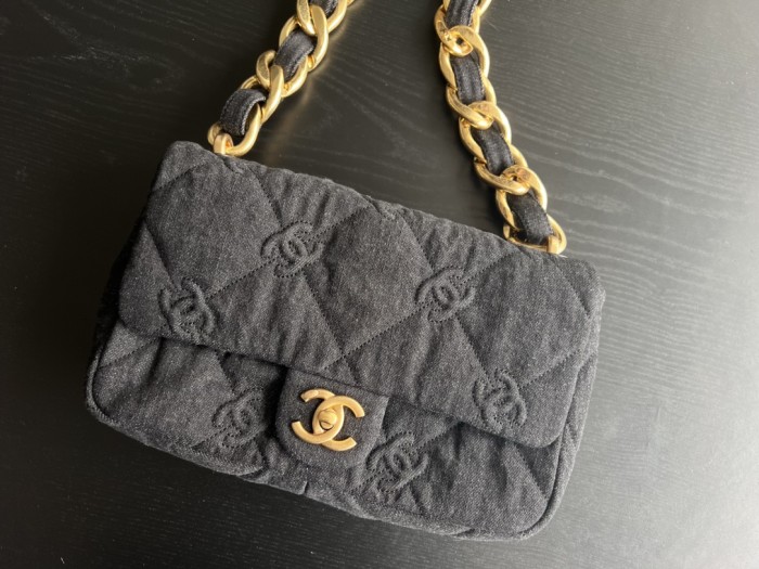 Handbag Chanel 3216 size 23 cm
