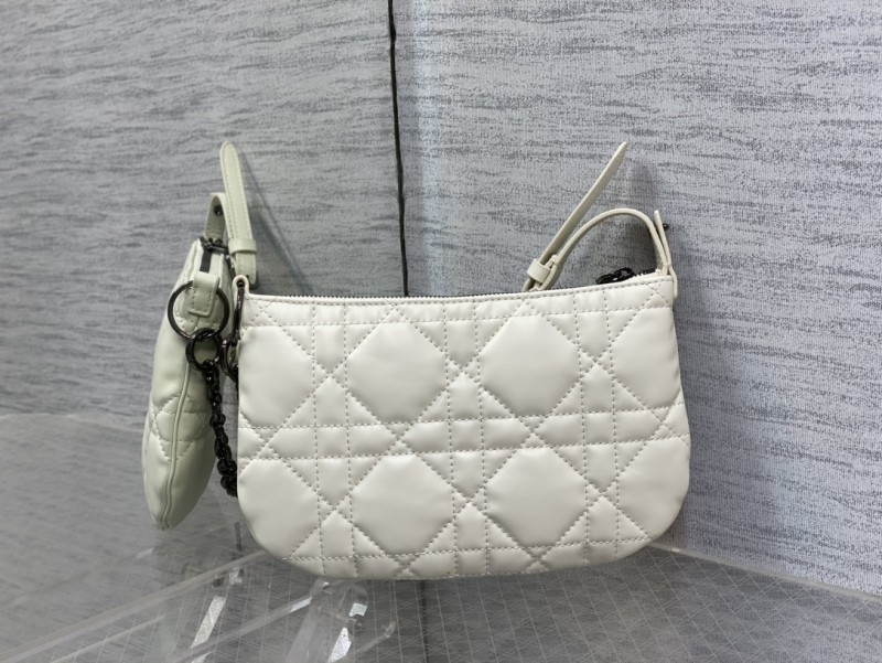 Handbag Dior size 25×16×2.5 cm
