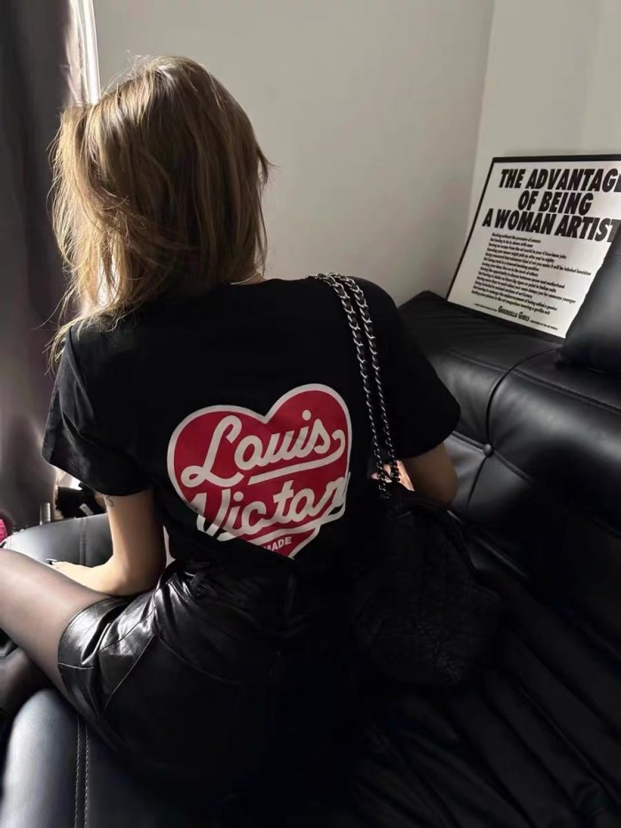 Clothes Louis Vuitton 354