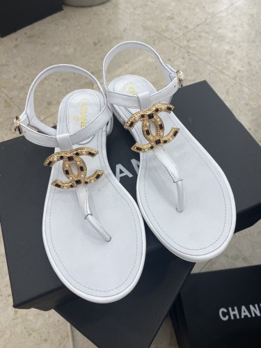 Chanel Slides 35