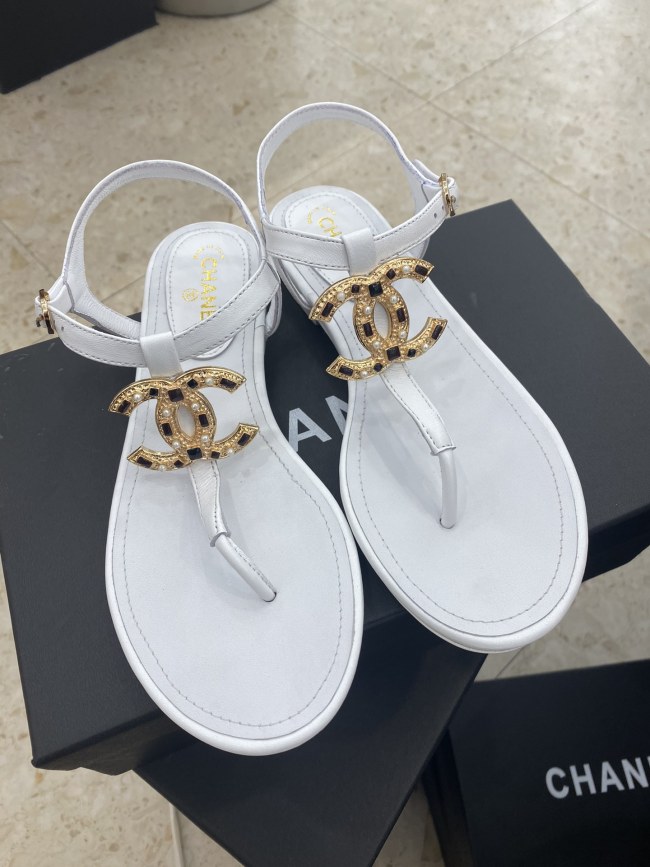 Chanel Slides 35