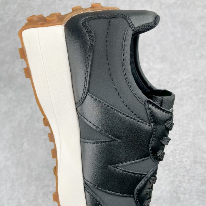 New Balance 327 Sneaker 19