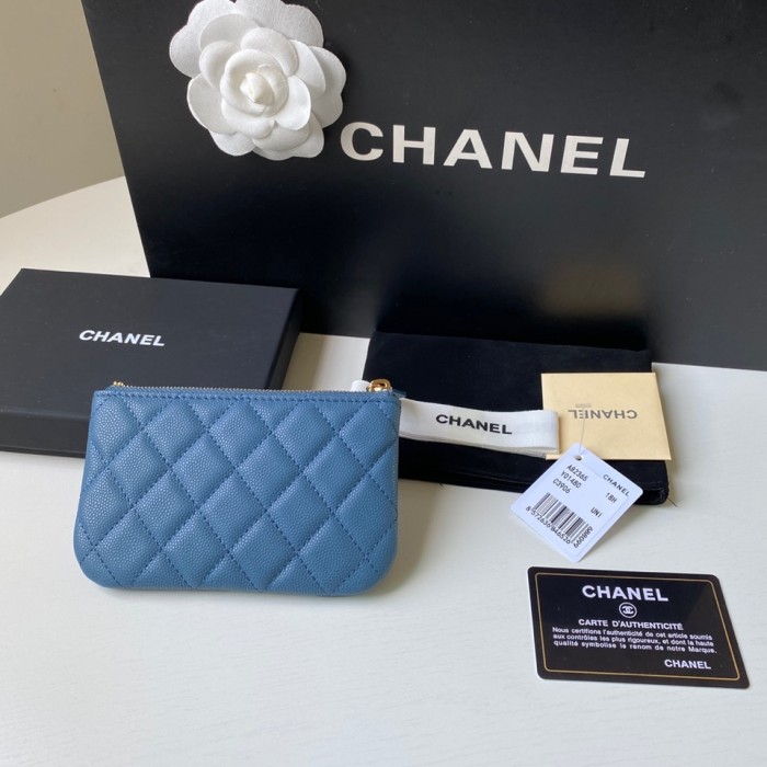 Handbag Chanel A82365 size 15*8.5 cm