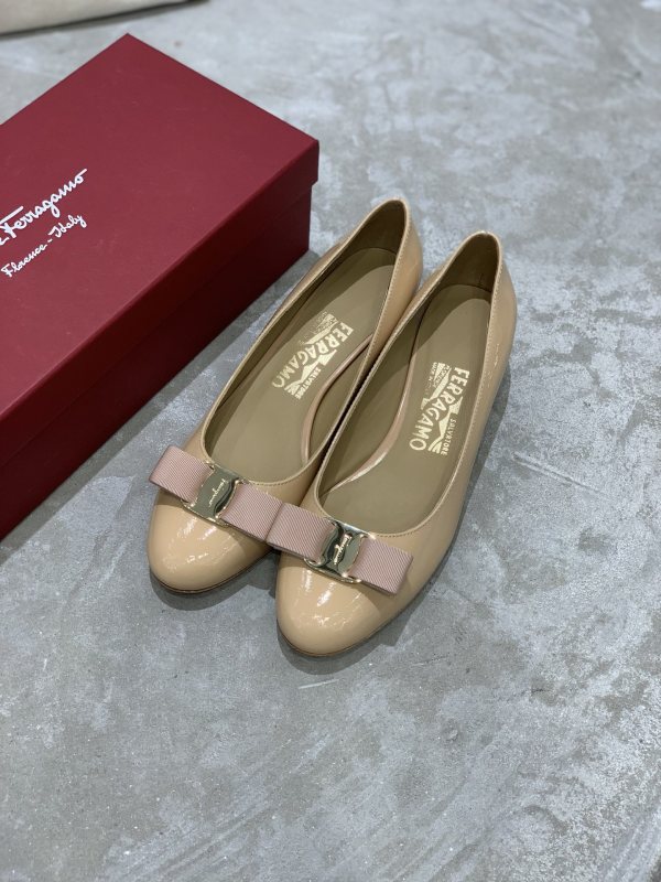 Salvatore Ferragamo Heel 4