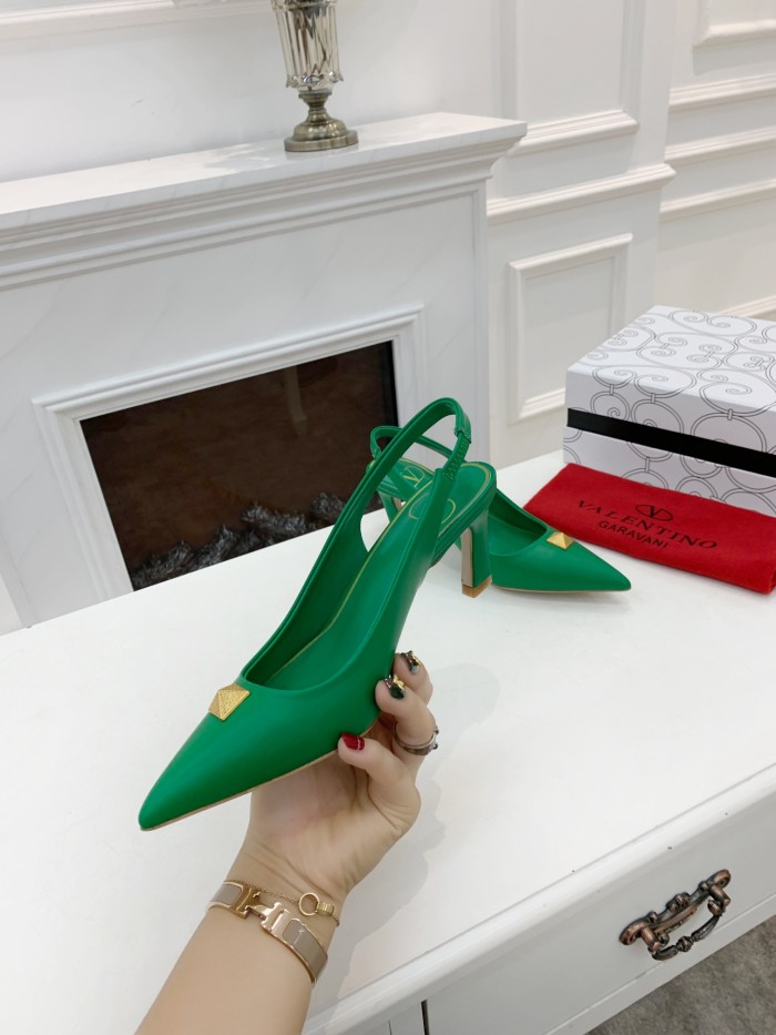 VALENTINO GARAVANI Rockstud WOMEN 37