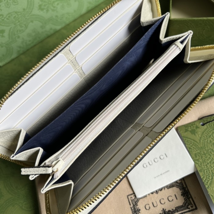 Handbag Gucci 523154 size 19*10*3.5 cm