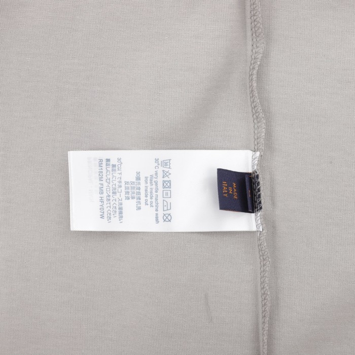 Clothes Louis Vuitton 354