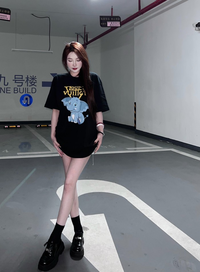 Clothes Louis Vuitton 259