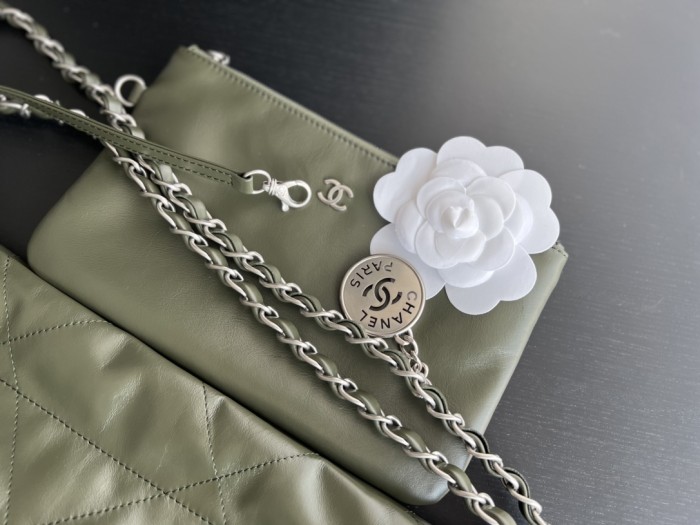 Handbag Chanel size 35cmx37cmx7 cm