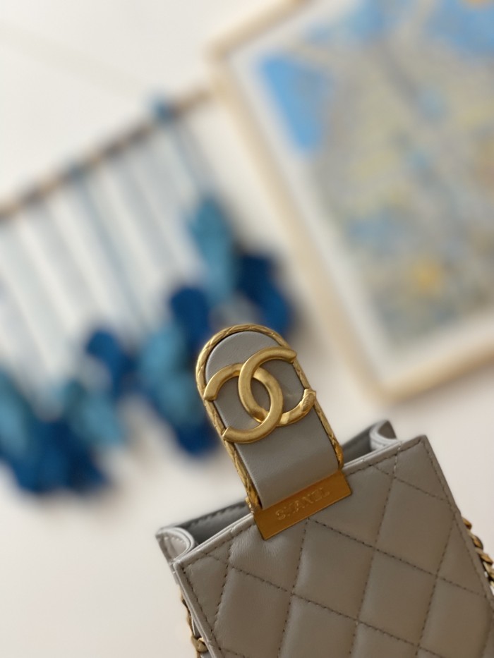 Handbag Chanel 2981 size 18*3*10 cm