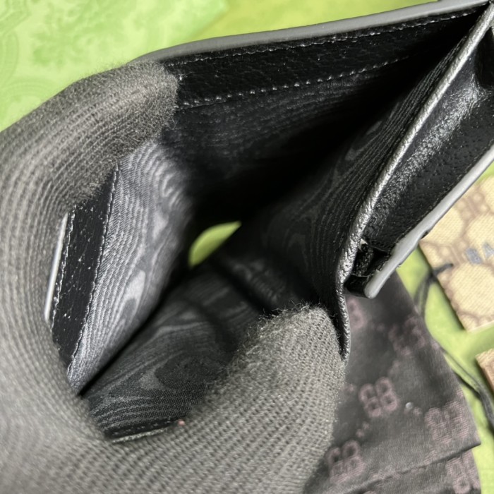 Handbag Gucci 680385 size 10.9*7.9*2.8 cm