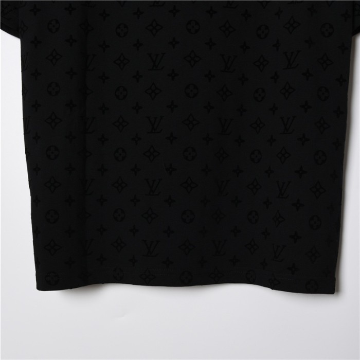 Clothes Louis Vuitton 328