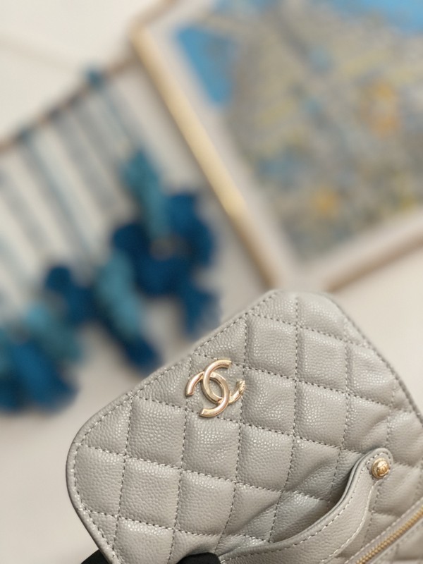 Handbag Chanel 81215 size 15 Cm