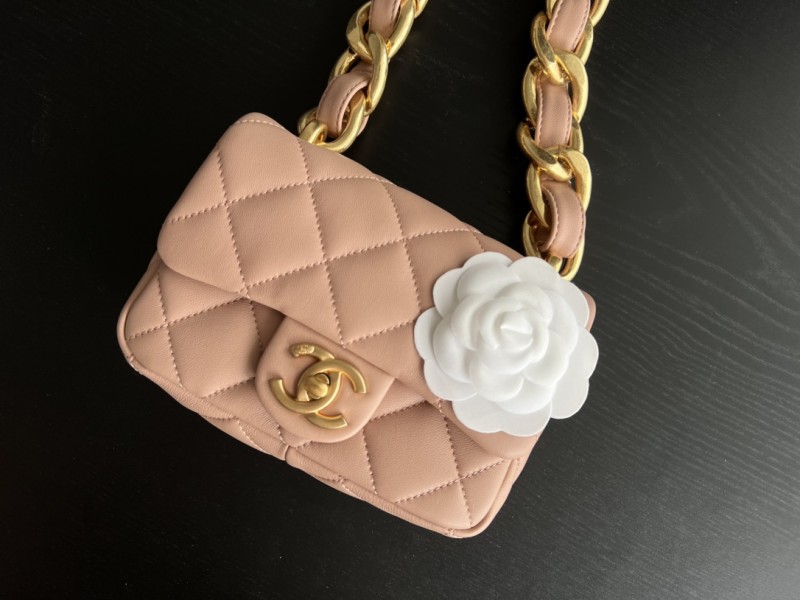 Handbag Chanel size 17 cm