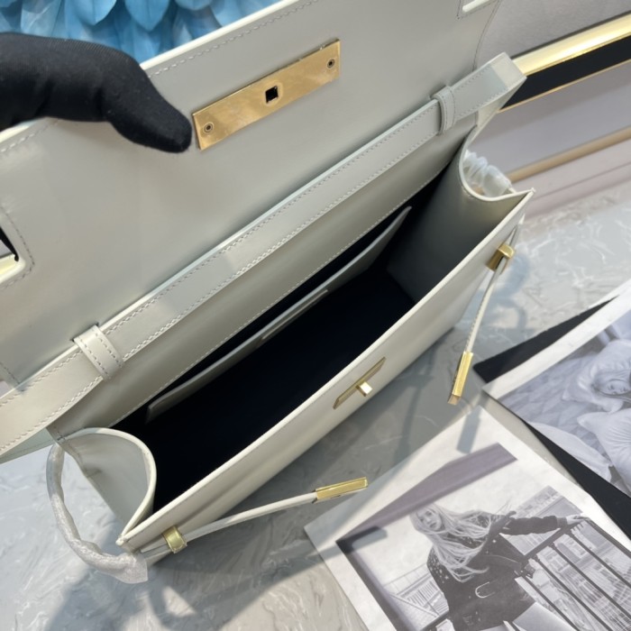 Handbags SAINT LAURENT 579271 size 29x20.5x7 cm