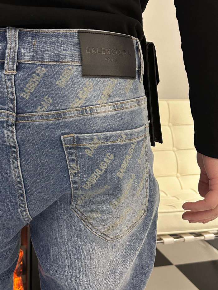 Clothes Balenciaga 69