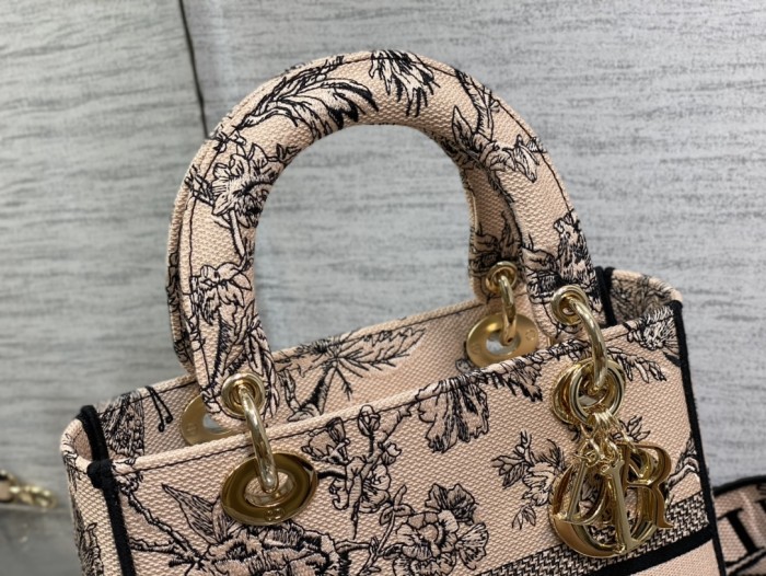 Handbag Dior size 24*11*20 cm