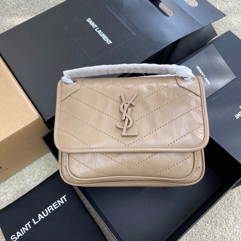 Handbags SAINT LAURENT 533037 size 22×16.5×12 cm