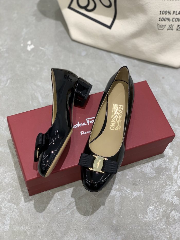 Salvatore Ferragamo Heel 6