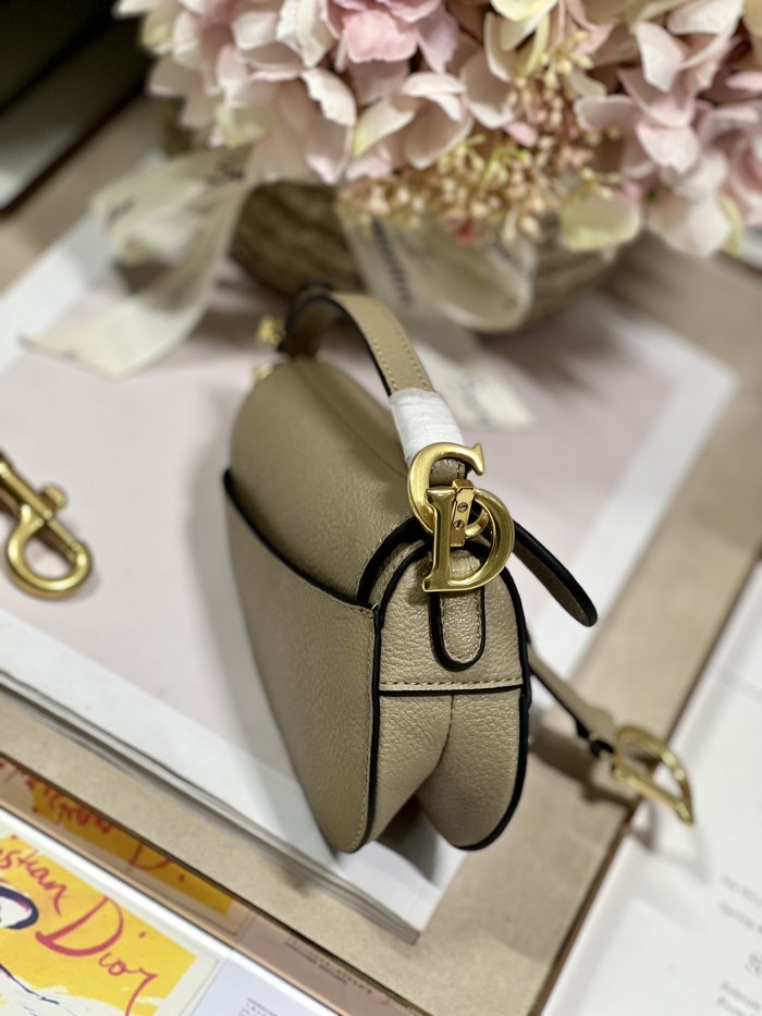 Handbag Dior 3067 size 12 x 7.5 x 5 cm