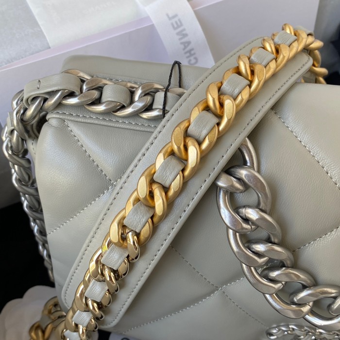 Handbag Chanel size 30 cm