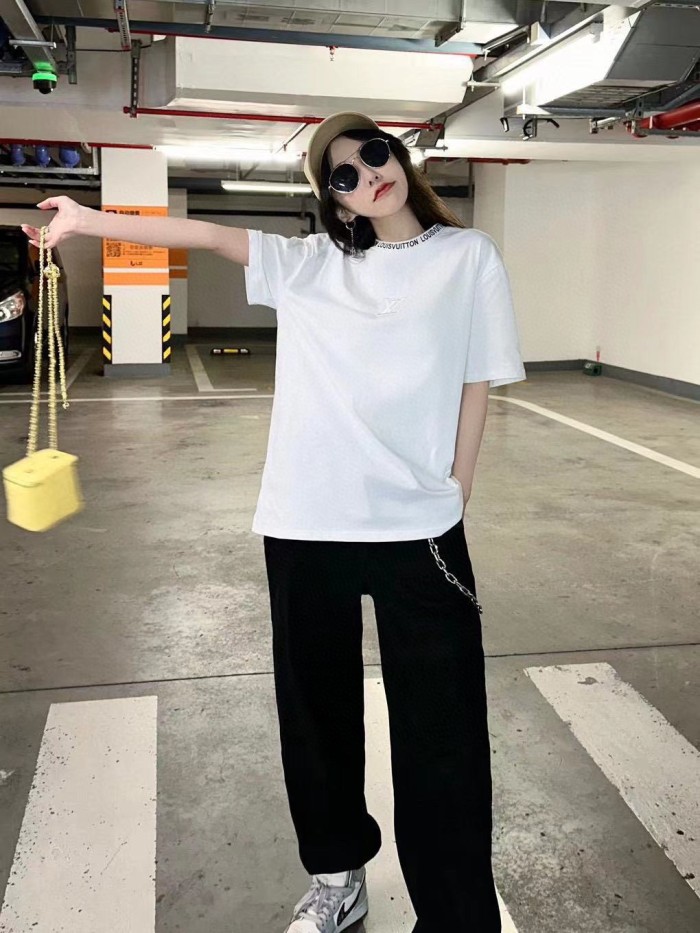 Clothes Louis Vuitton 486