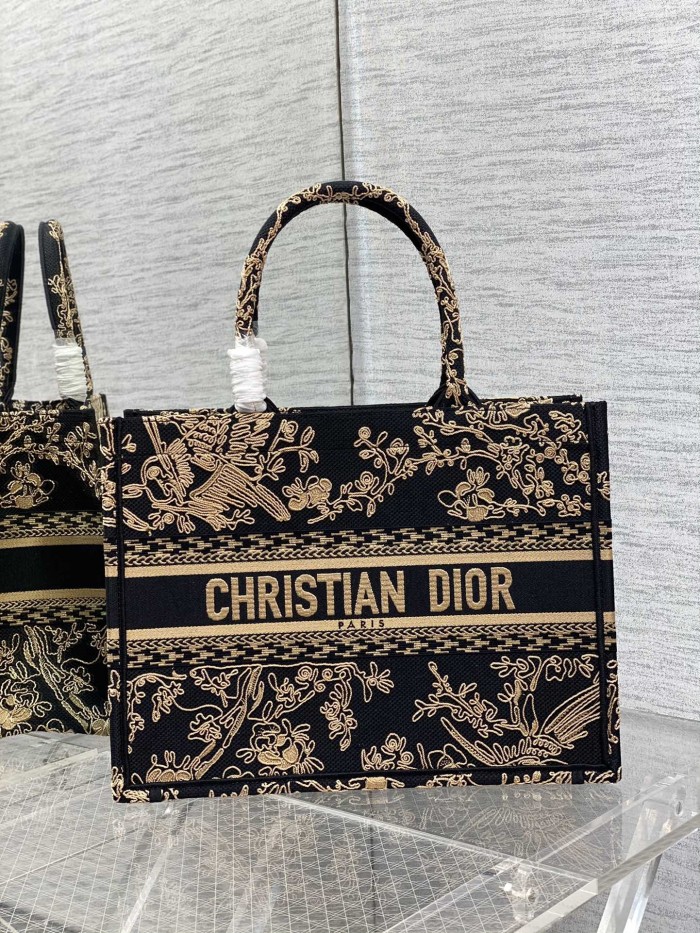 Handbag Dior size 36*18*28 cm