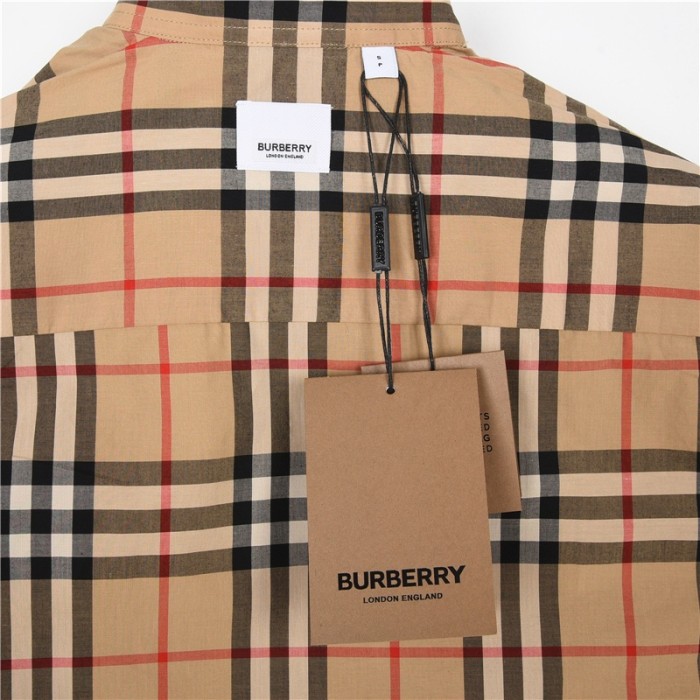 Clothes Burberry 16